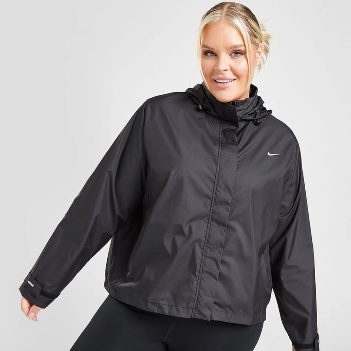 Nike Casaco Plus Size Lightweight