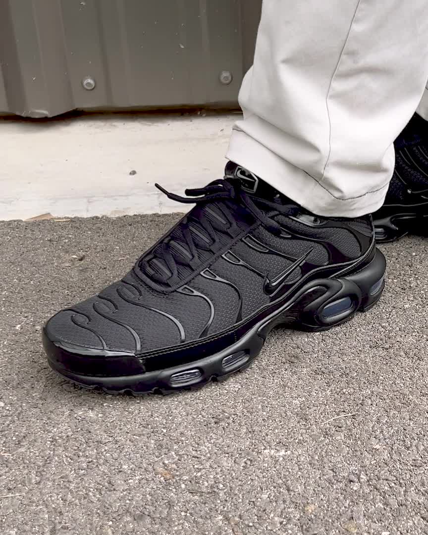 Nike Air Max Plus Black